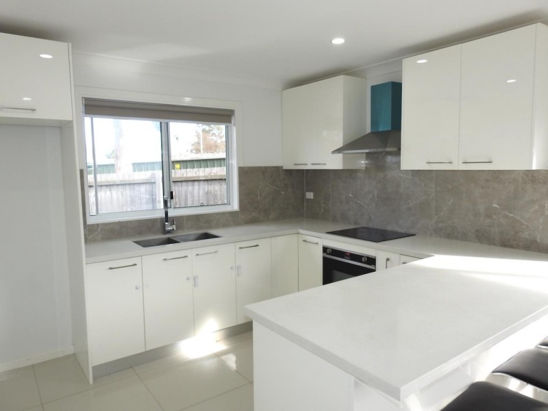 6A Vancouver Place, Fairfield West NSW 2165