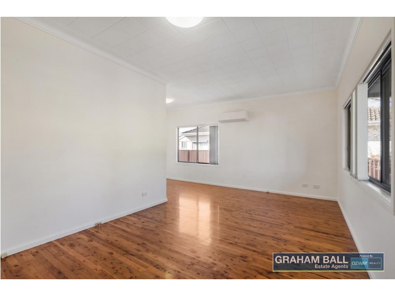 43 Goodacre Avenue, Fairfield West NSW 2165