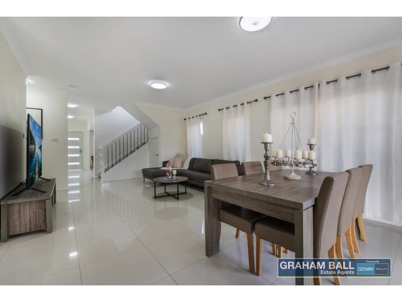 8 Murrumbidgee Street, Gregory Hills NSW 2557