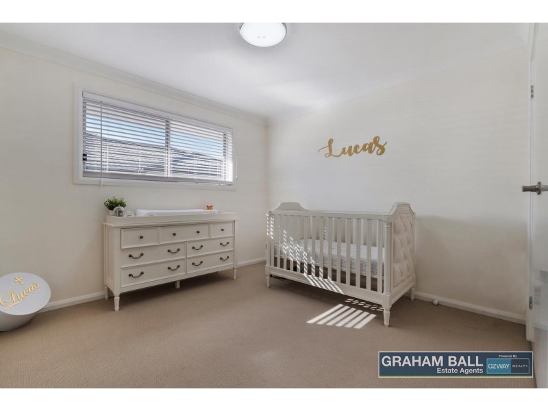 8 Murrumbidgee Street, Gregory Hills NSW 2557