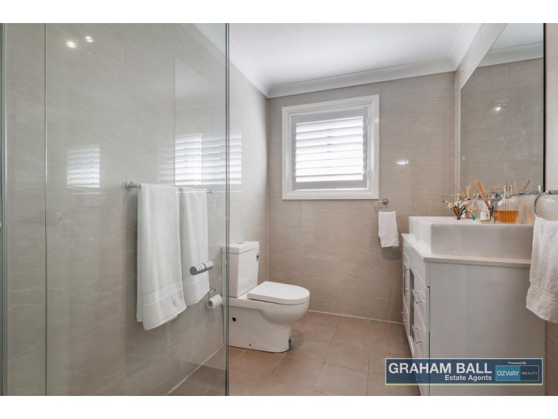 8 Murrumbidgee Street, Gregory Hills NSW 2557