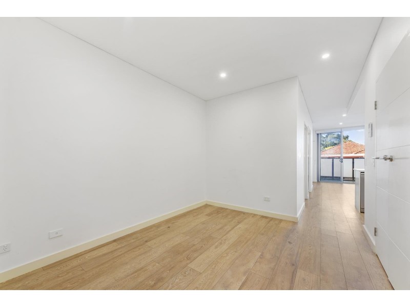 G01/10-12  Burwood  Road, Burwood NSW 2134