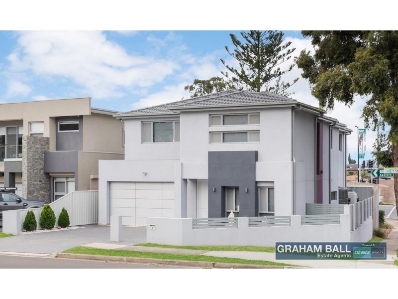 2 Heysen Street, Abbotsbury NSW 2176