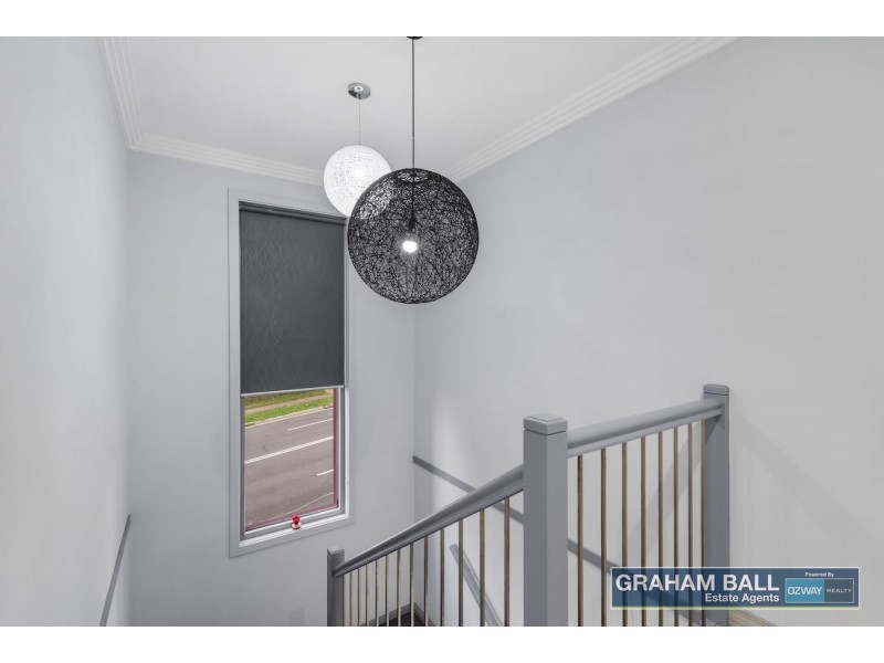 2 Heysen Street, Abbotsbury NSW 2176