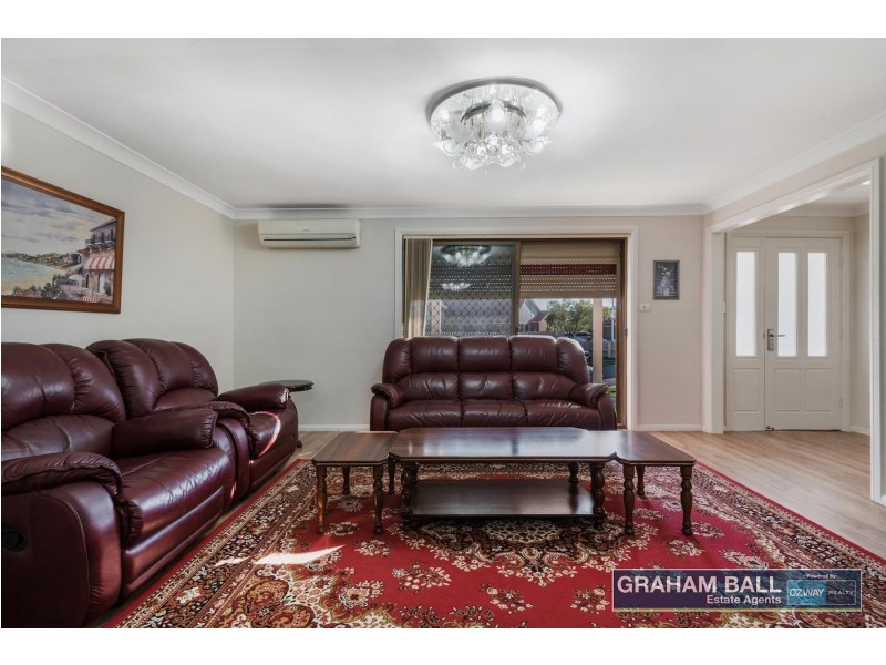 6 Hurkett Place, Bossley Park NSW 2176