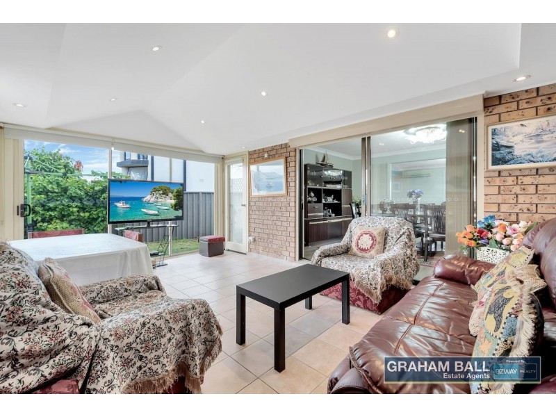 6 Hurkett Place, Bossley Park NSW 2176