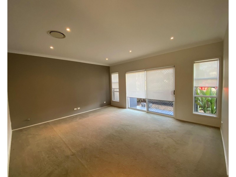 25 Stowe Avenue, Campbelltown NSW 2560