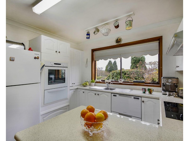 8A Denham Close, Moss Vale NSW 2577