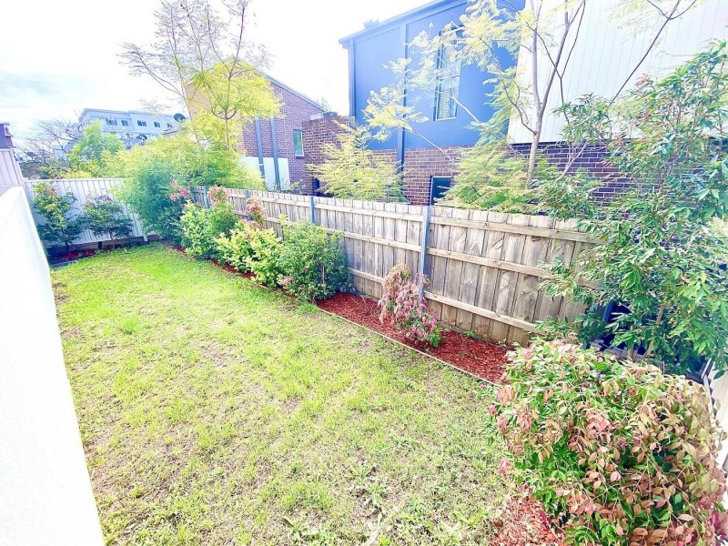 4/48-52 Warby Street, Campbelltown NSW 2560