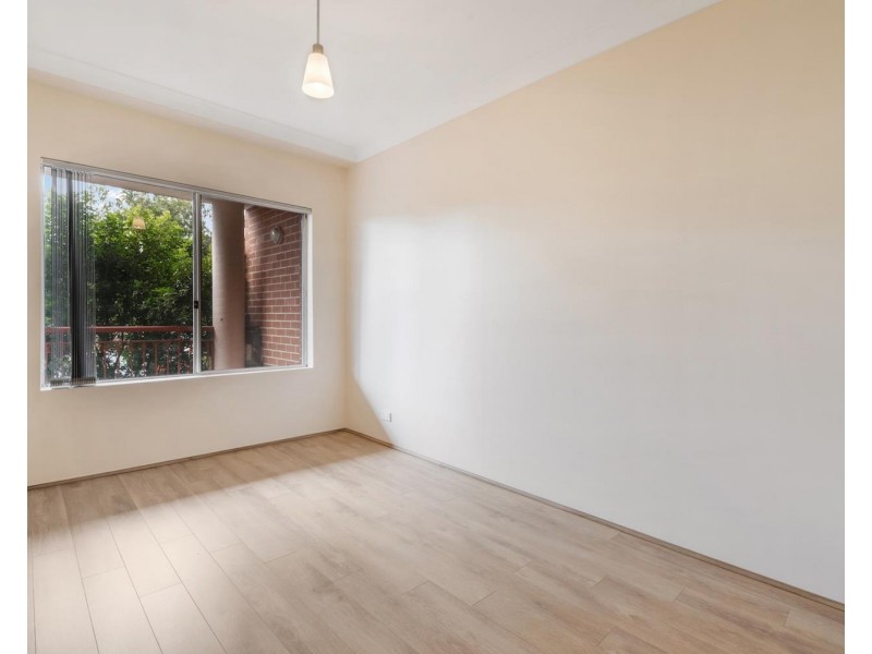 2/16-18 Fifth Avenue, Blacktown NSW 2148