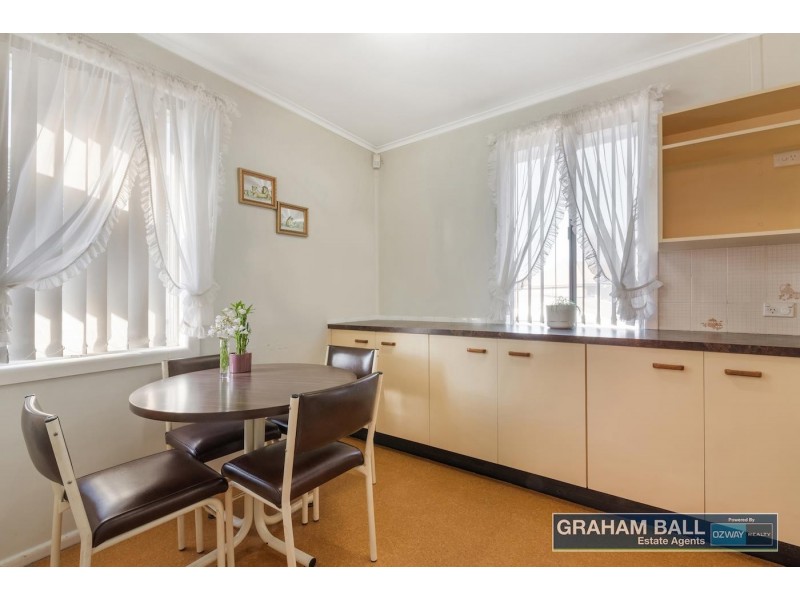 6 Jordan Street, Fairfield West NSW 2165