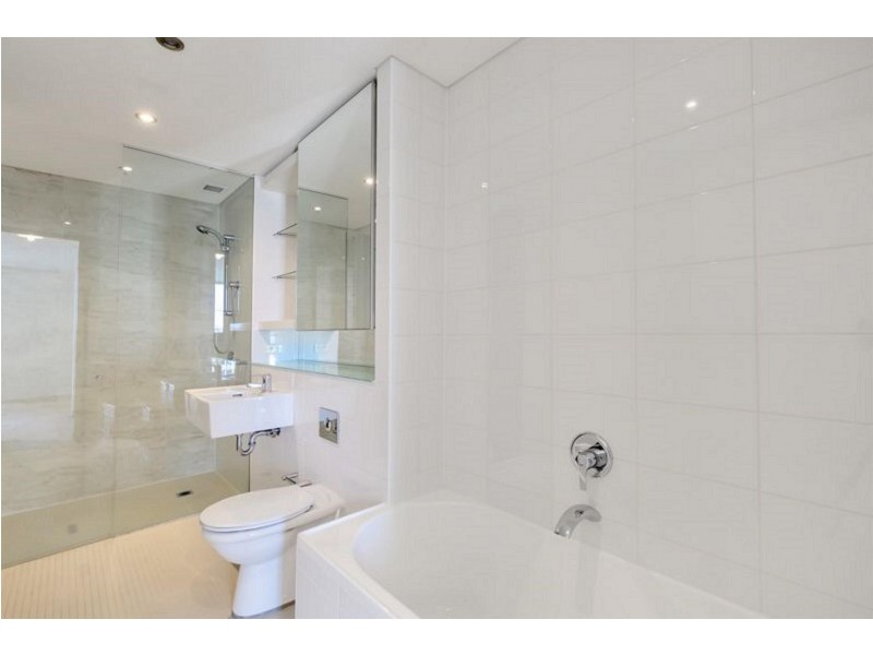 1103/7 Sterling Circuit, Camperdown NSW 2050