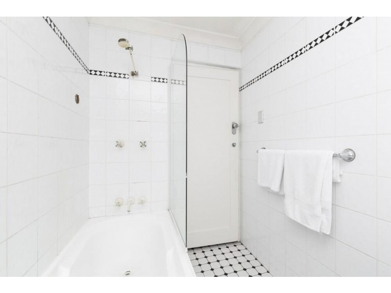 8/134B Bondi Road, Bondi NSW 2026