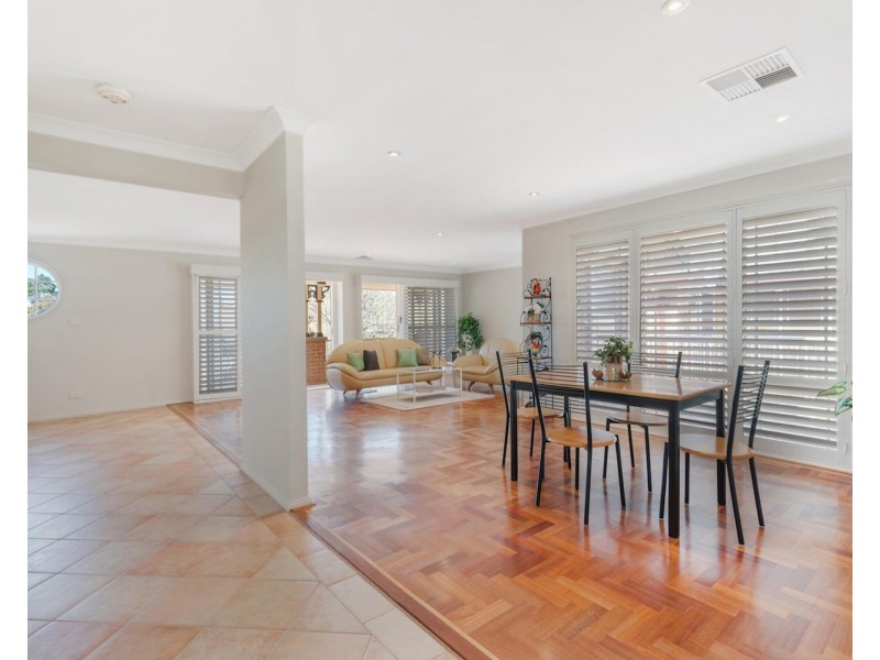 4 Hampshire Court, Cherrybrook NSW 2126