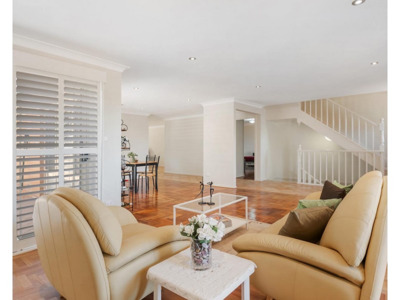 4 Hampshire Court, Cherrybrook NSW 2126