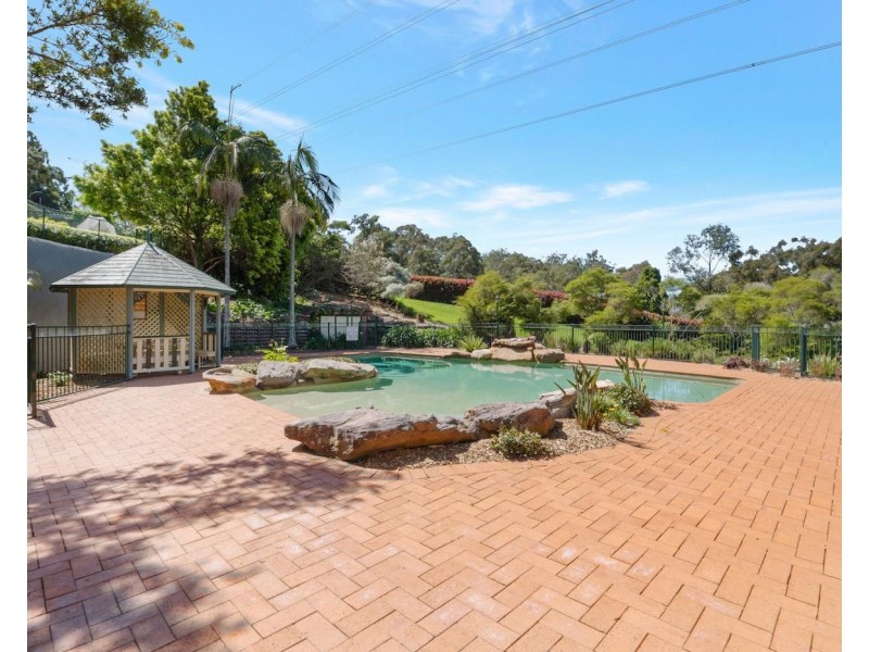 4 Hampshire Court, Cherrybrook NSW 2126