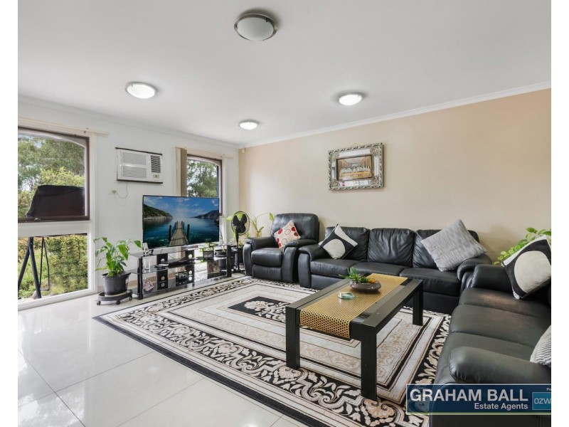 3  Mulligan Street, Bossley Park NSW 2176