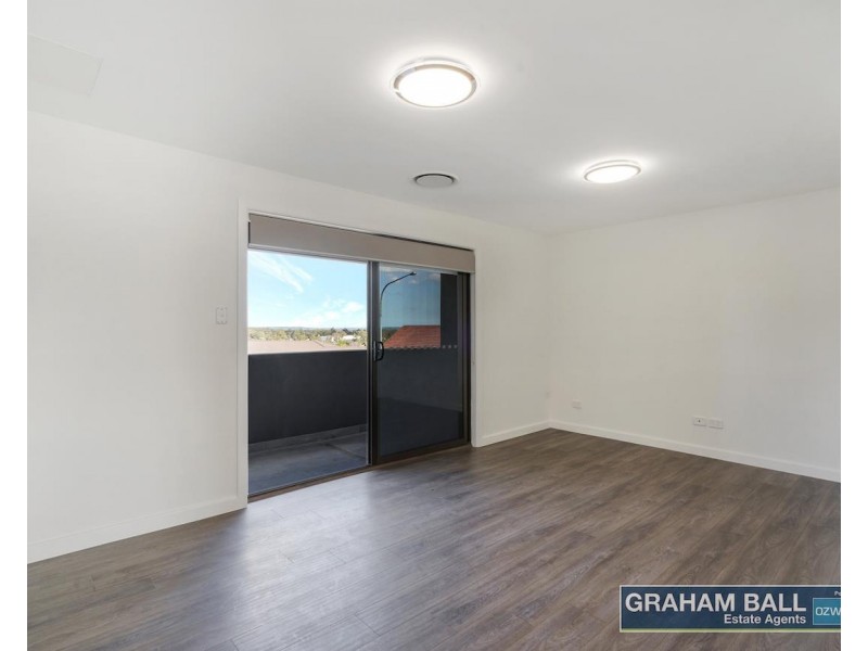 1A Mimosa Road, Bossley Park NSW 2176