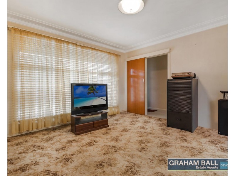 125 King Road, Fairfield West NSW 2165