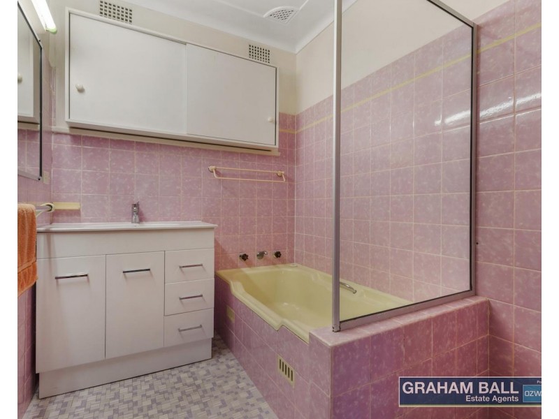 125 King Road, Fairfield West NSW 2165