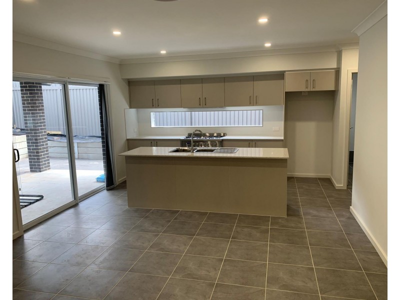 88 Poulton Terrace, Campbelltown NSW 2560