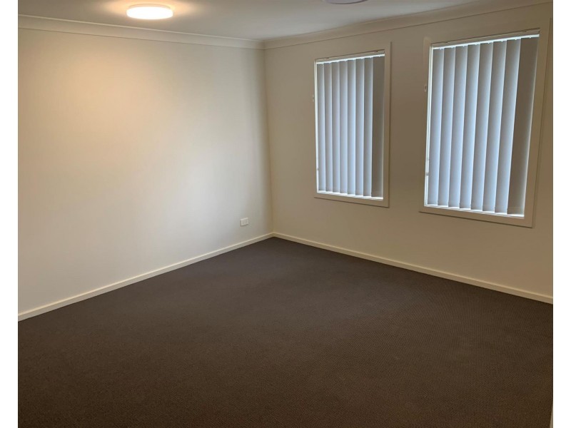 88 Poulton Terrace, Campbelltown NSW 2560