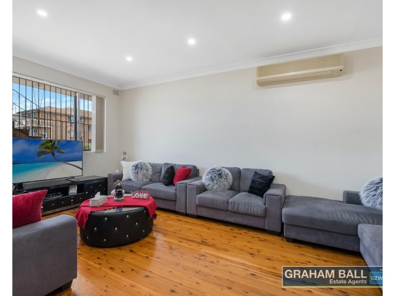 9 Thomas Street, Fairfield NSW 2165