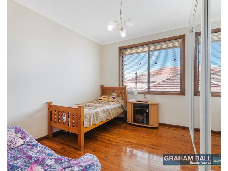 9 Thomas Street, Fairfield NSW 2165