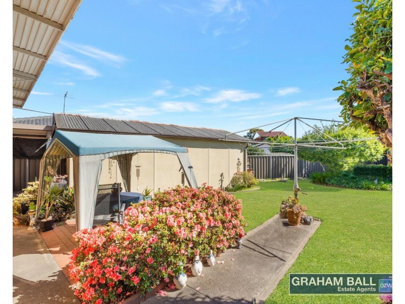 9 Goodacre Avenue, Fairfield West NSW 2165