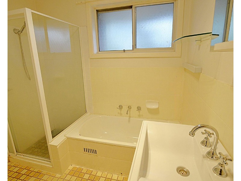 27/18 Westmoreland Road, Minto NSW 2566