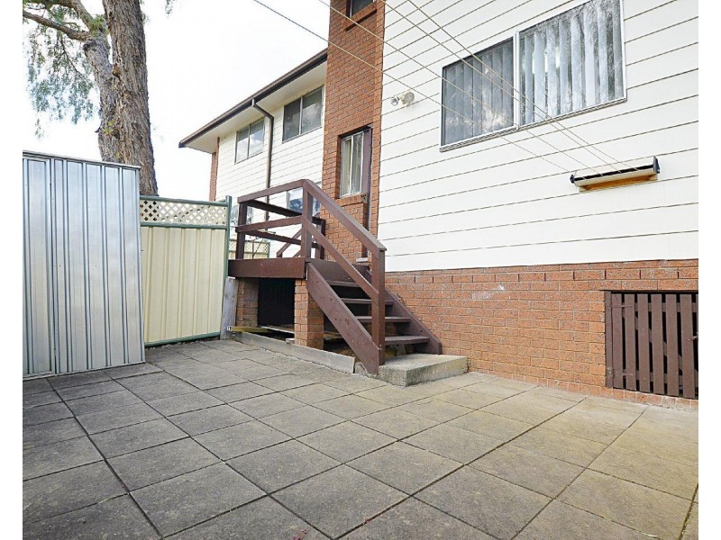 27/18 Westmoreland Road, Minto NSW 2566