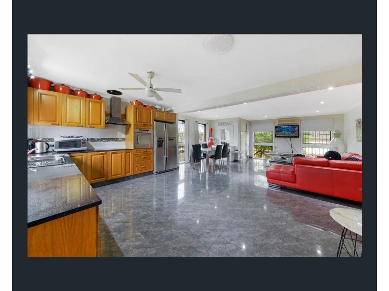 59 Eschol park Drive, Eschol Park NSW 2558