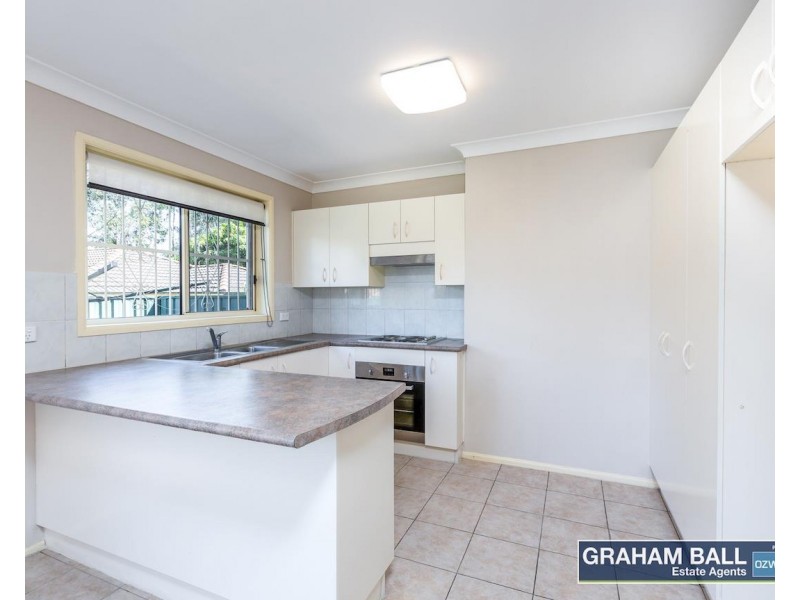 1/34 Sunny  Place, St Johns Park NSW 2176