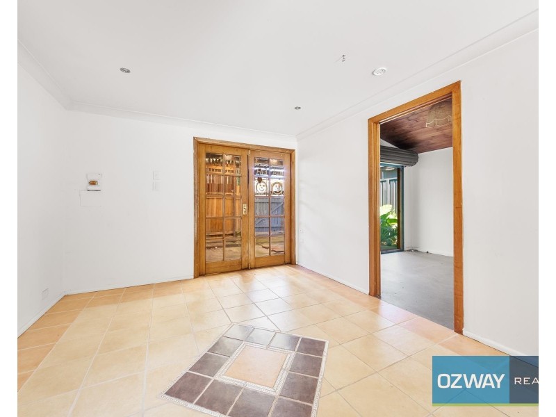 28 Elizabeth Bay Drive, Lake Munmorah NSW 2259