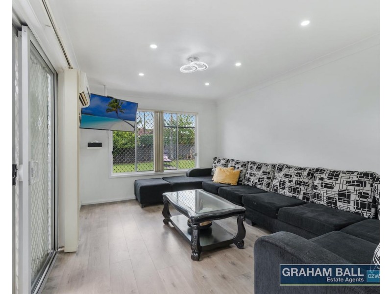 20 Kimberley Crescent, Fairfield West NSW 2165