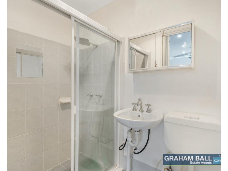 20 Kimberley Crescent, Fairfield West NSW 2165