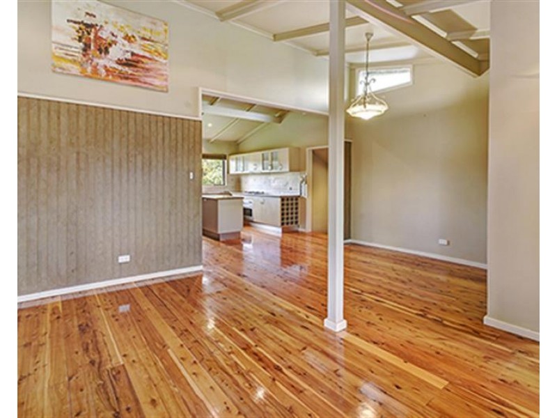 2 Woodville Road, Moss Vale NSW 2577