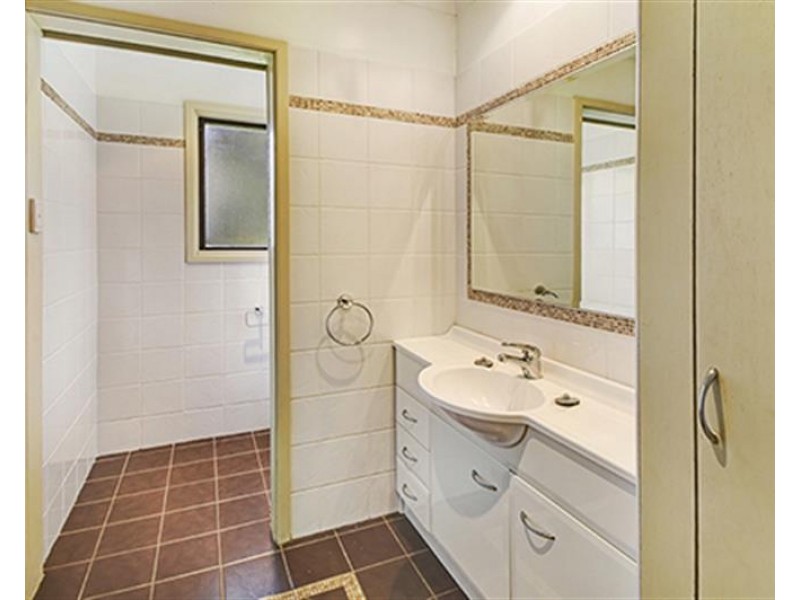 2 Woodville Road, Moss Vale NSW 2577