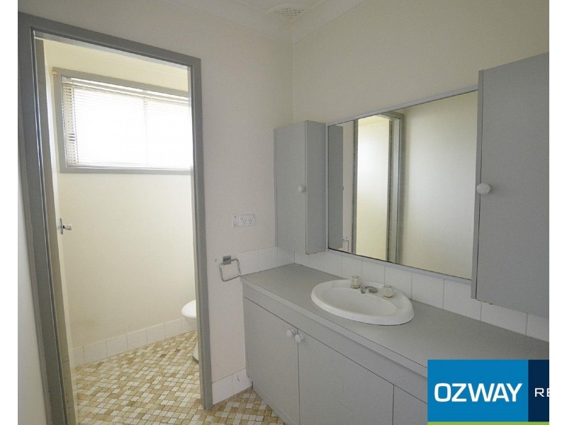 6 Paterson Street, Campbelltown NSW 2560