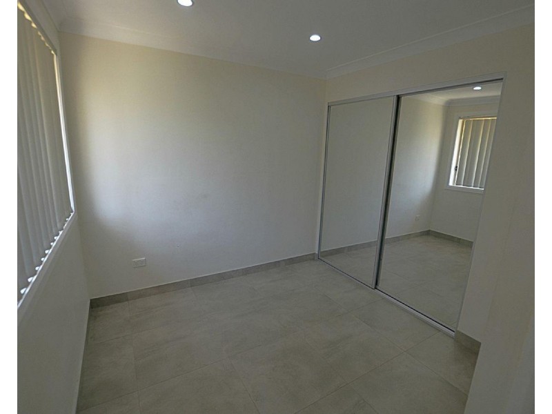 34a Theseus Circuit, Rosemeadow NSW 2560