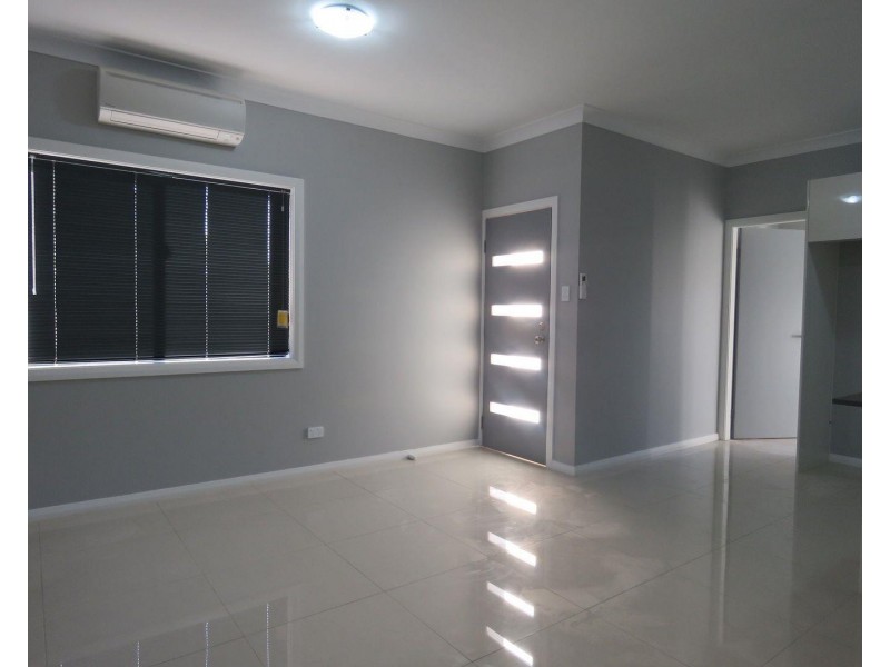 3-3a Nellie Stewart Drive, Doonside NSW 2767