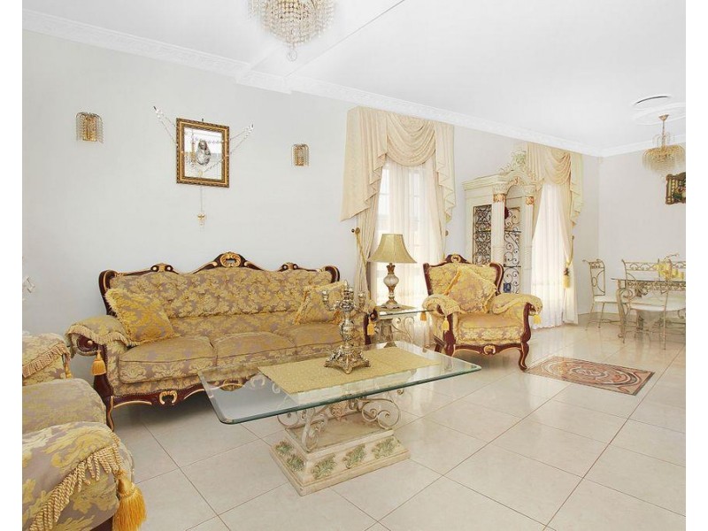 24B Lycett Avenue, West Hoxton NSW 2171