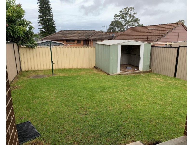 6a Iago Place, Rosemeadow NSW 2560