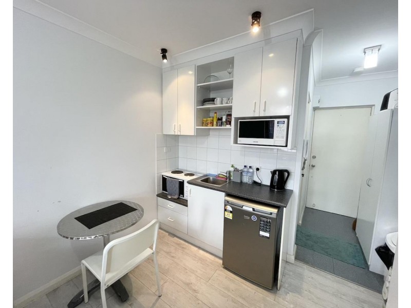 8/275 Lyons Road, Russell Lea NSW 2046