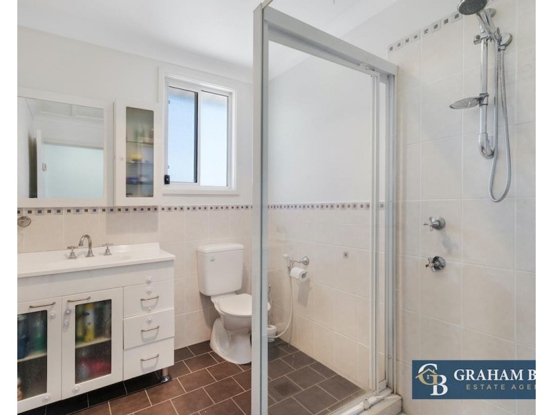 10 Sanderson Street, Carramar NSW 2163