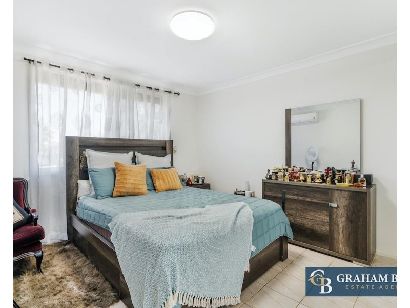 10 Sanderson Street, Carramar NSW 2163