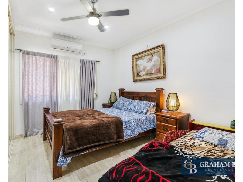 10 Sanderson Street, Carramar NSW 2163