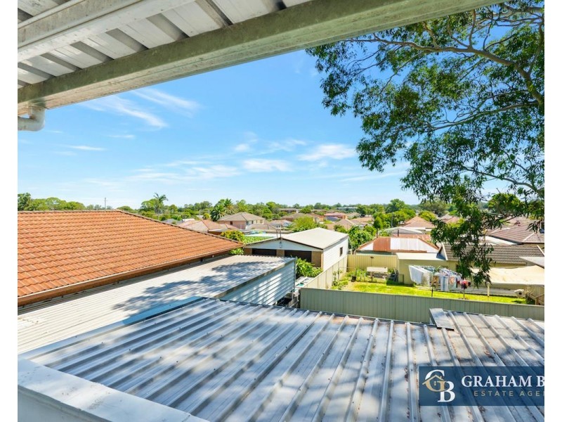 10 Sanderson Street, Carramar NSW 2163