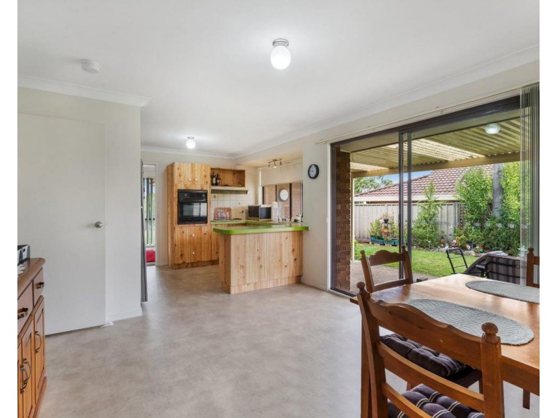 2 Don Place, Kearns NSW 2558