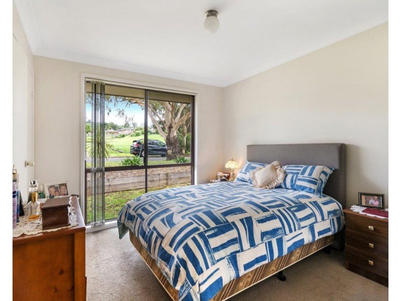 2 Don Place, Kearns NSW 2558